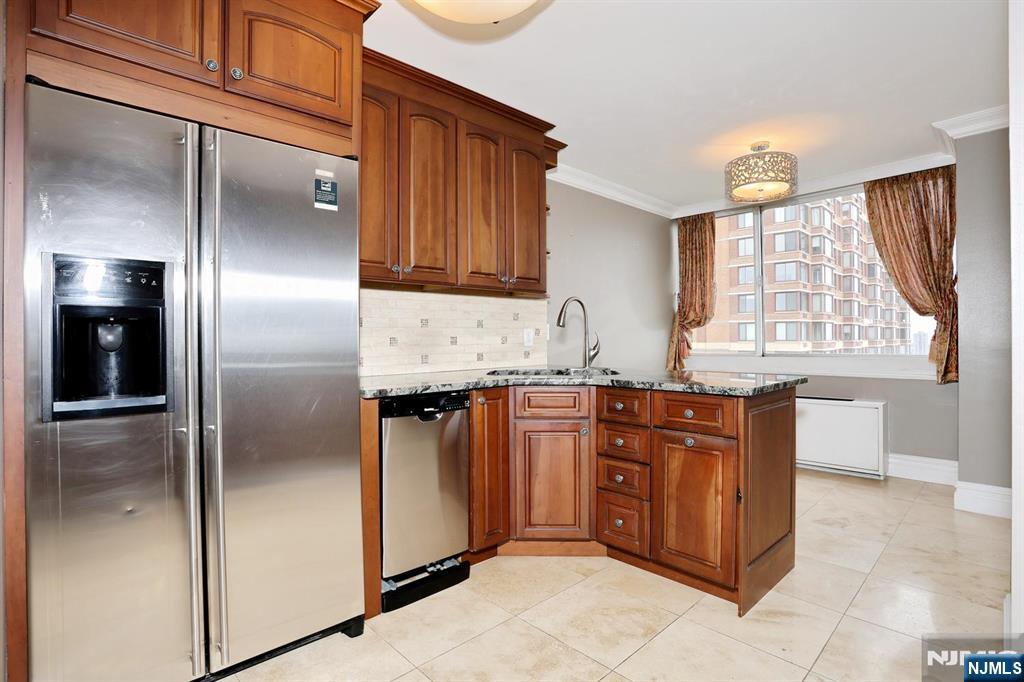 200 Old Palisade Road #15C