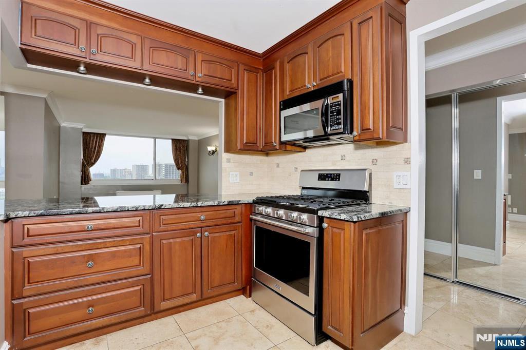 200 Old Palisade Road #15C