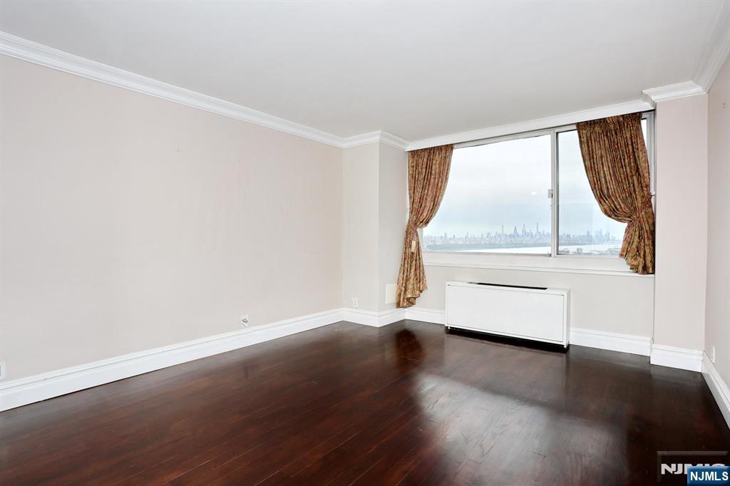 200 Old Palisade Road #15C