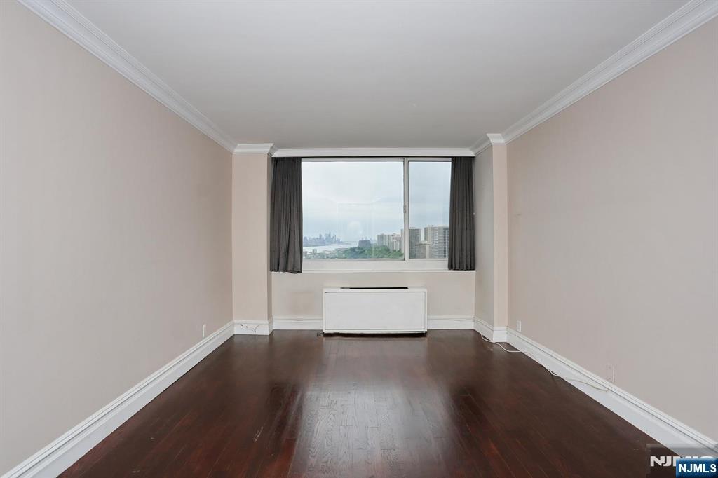 200 Old Palisade Road #15C