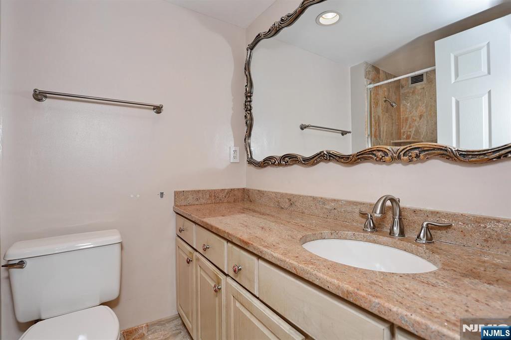 200 Old Palisade Road #15C