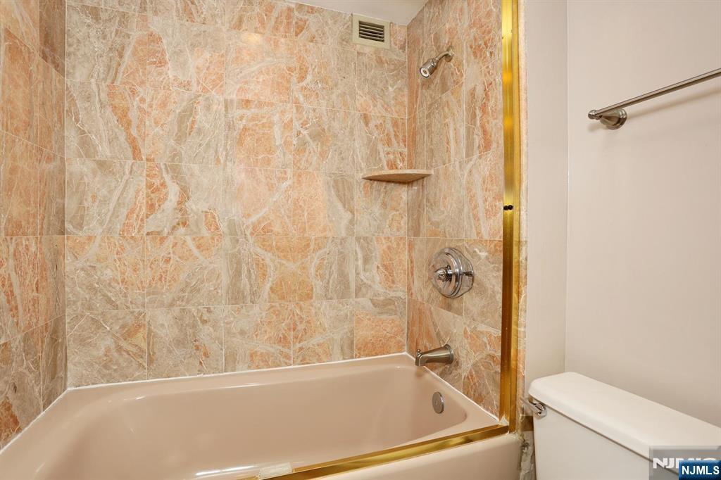 200 Old Palisade Road #15C