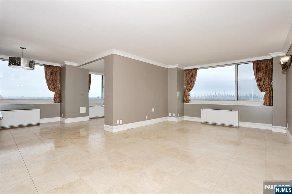 200 Old Palisade Road #15C