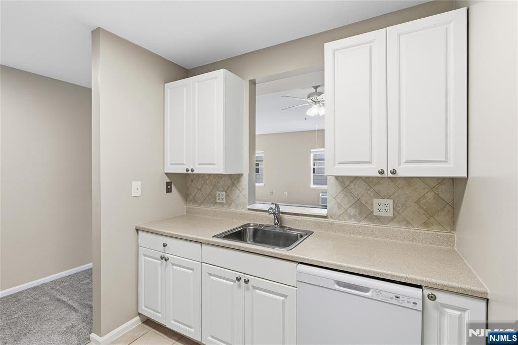 905 River Road 228 - Photo 3