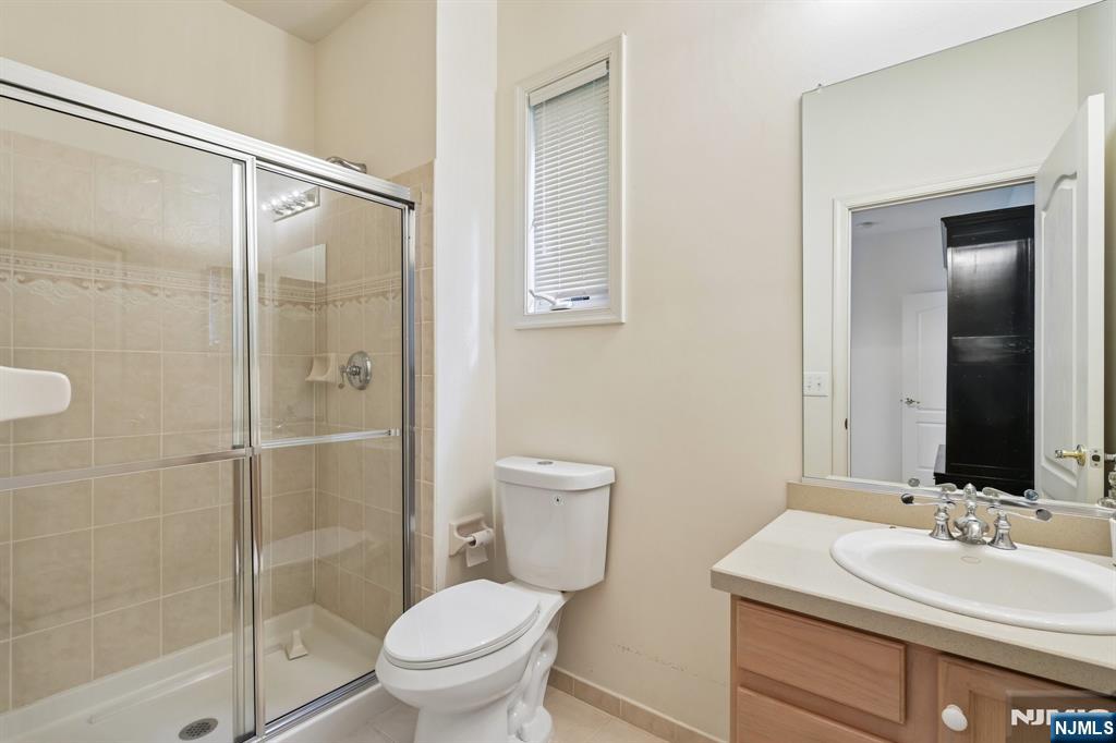 8 Pring Court — photo 11