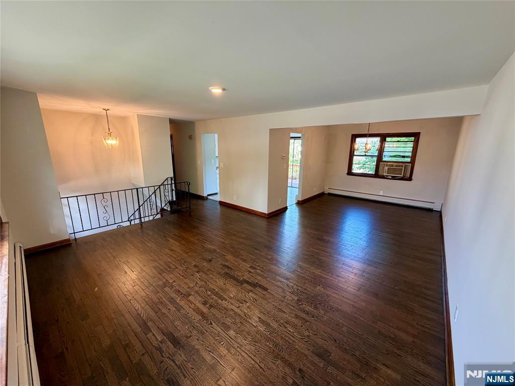 54 Franklin Avenue - Photo 4