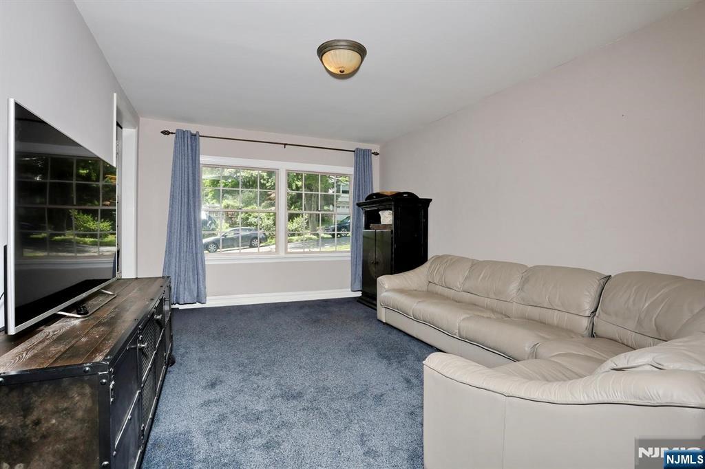 153 Bergen Avenue, Waldwick, NJ 07463 Listing Photo  15