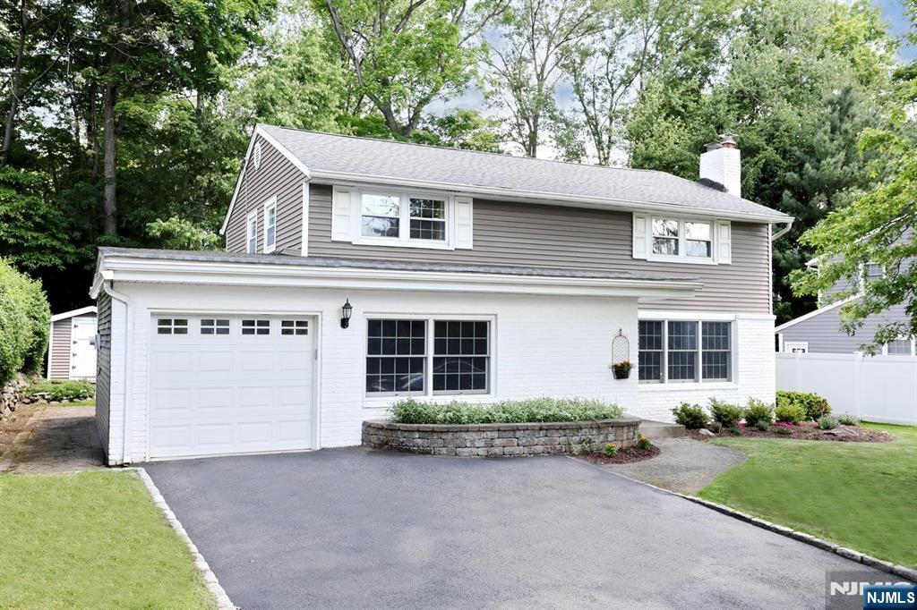 153 Bergen Avenue, Waldwick, NJ 07463 Listing Photo  35
