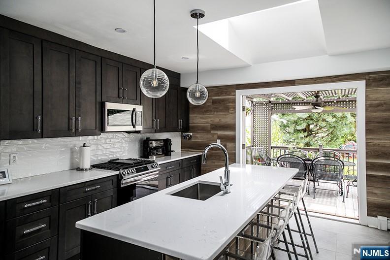 1253 Beaumont Avenue - Photo 2