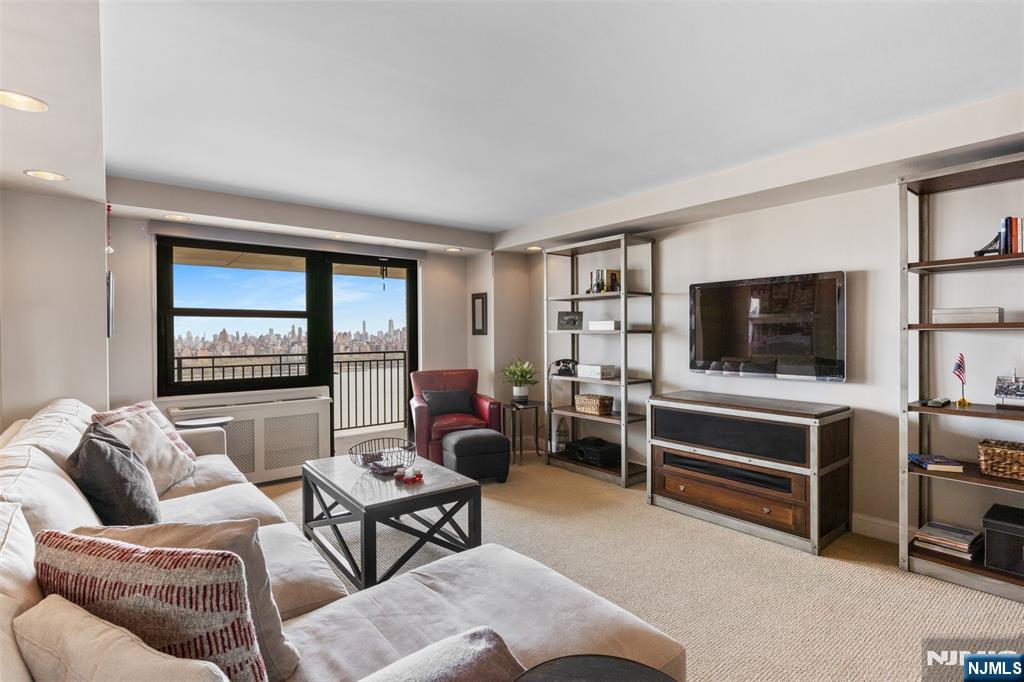 7855 Boulevard East, #19G, North Bergen, NJ 07047 Listing Photo  11