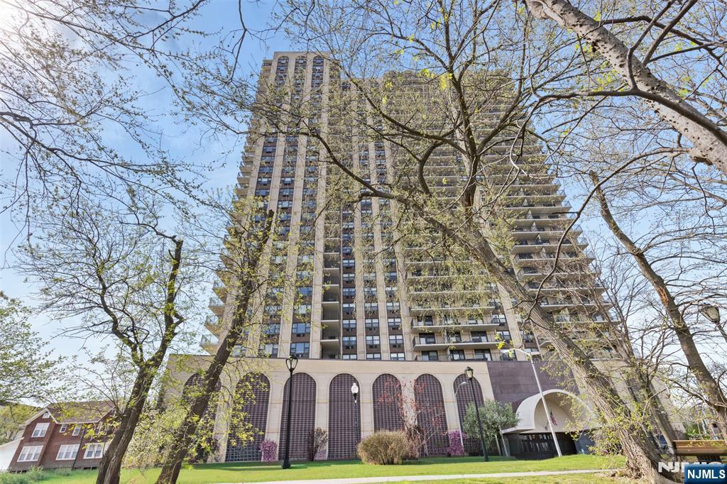 7855 Boulevard East, #19G, North Bergen, NJ 07047 Listing Photo  33