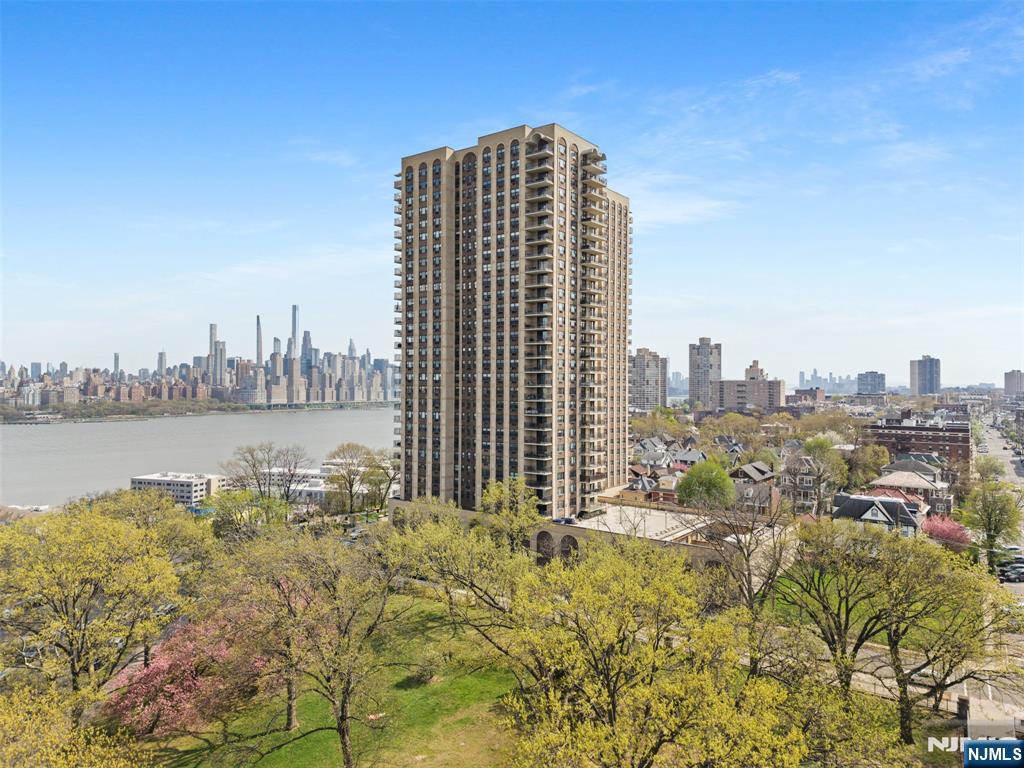 7855 Boulevard East, #19G, North Bergen, NJ 07047 Listing Photo  38