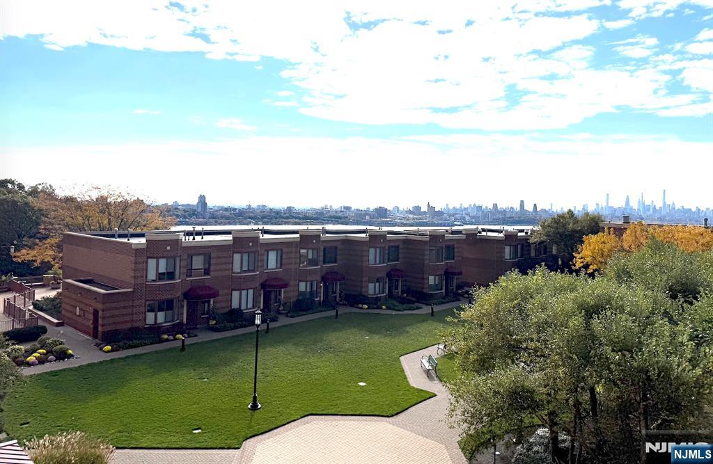 100 Old Palisade Road 1516 - Photo 3