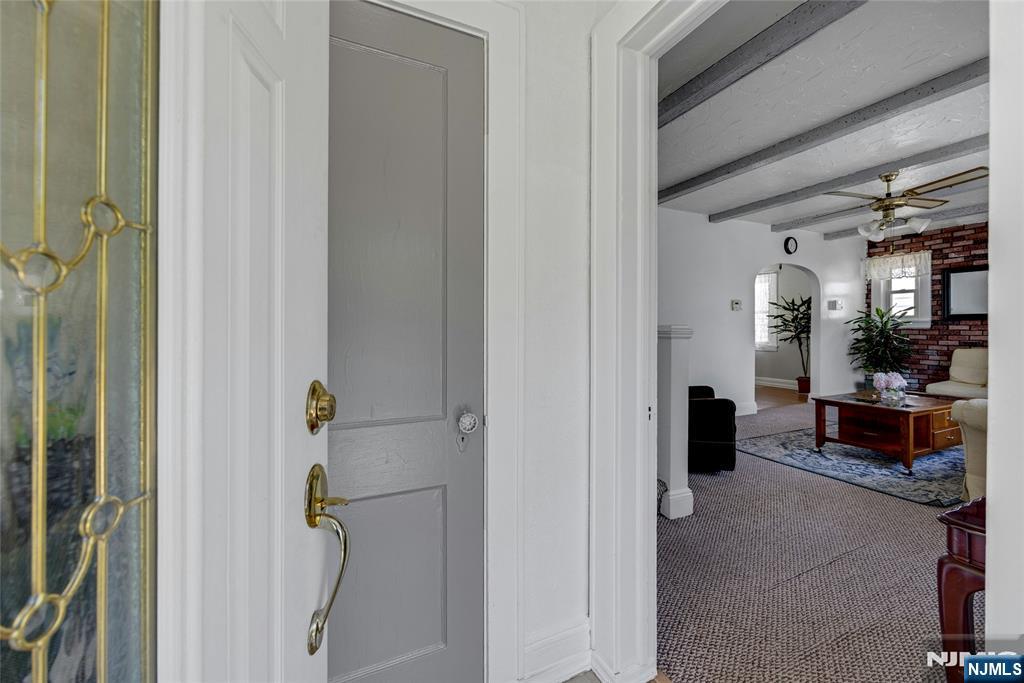 28 Sylvan Ave, Bergenfield, NJ 07621