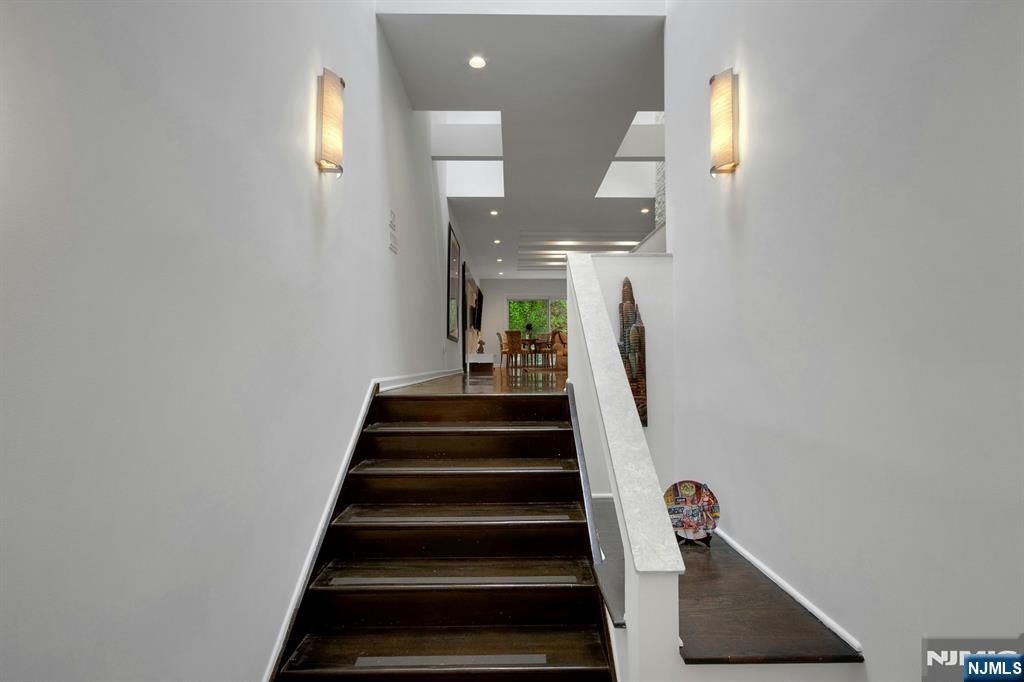 5th image of 51 Hidden Ledge Rd, Englewood, NJ 07631 | MLS# 26019003