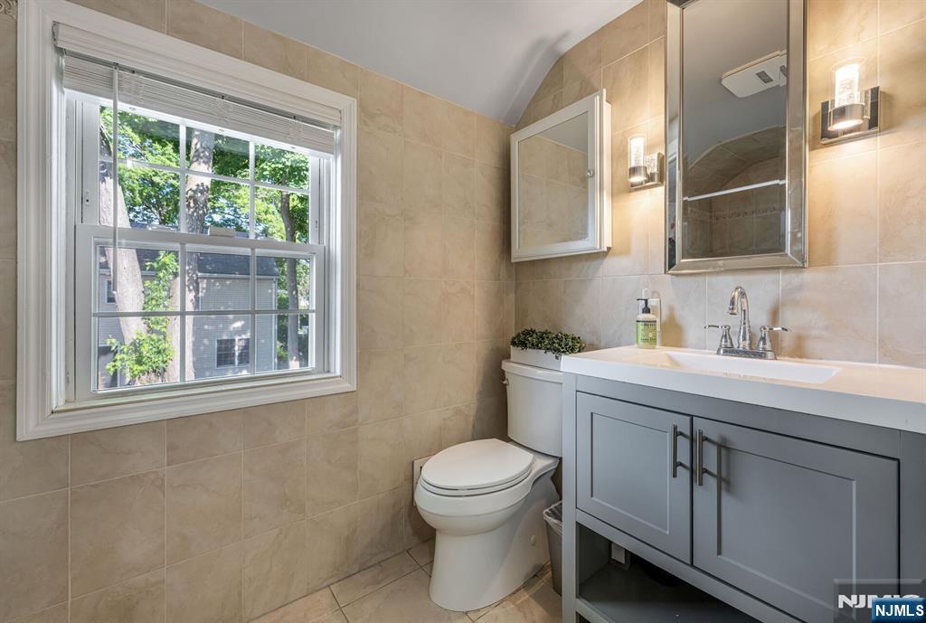 HALL BATH