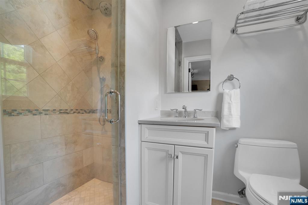 114 Wyckoff Avenue — photo 22