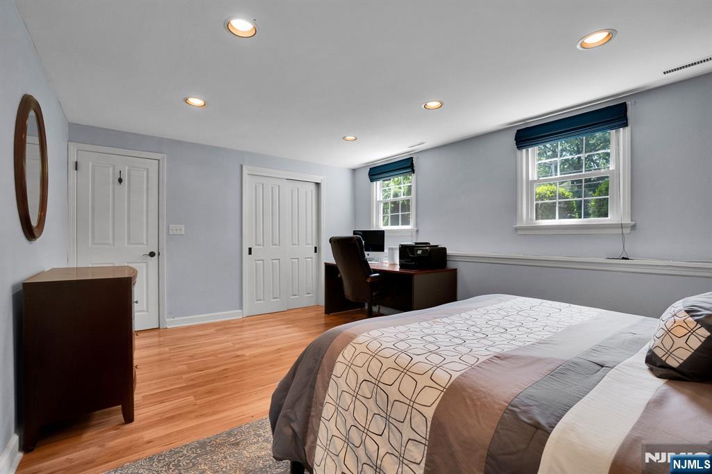 114 Wyckoff Avenue — photo 30