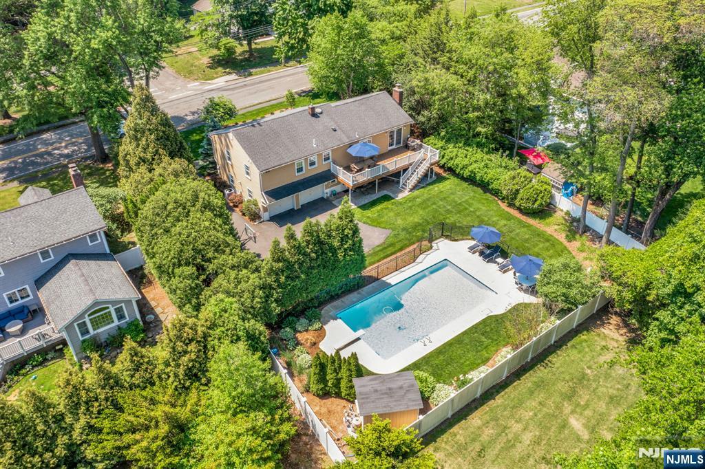 114 Wyckoff Avenue — photo 44
