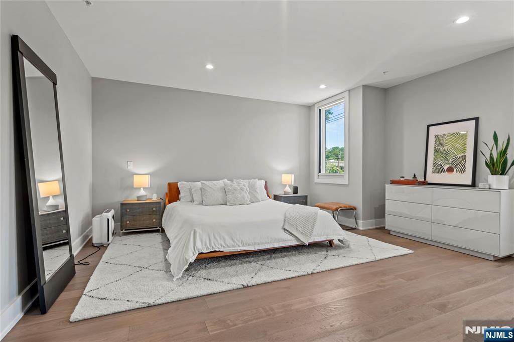 367 Park Avenue — photo 18