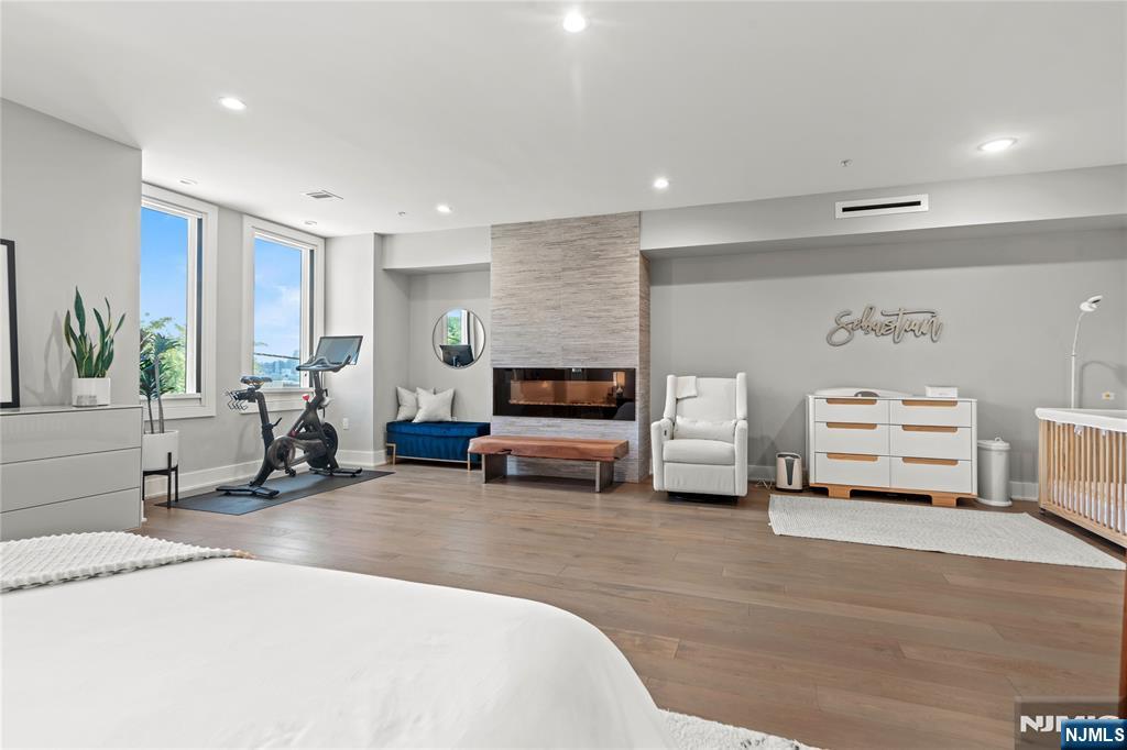 367 Park Avenue — photo 19
