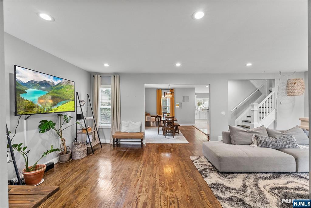 1451 Stanley Terrace - Photo 3