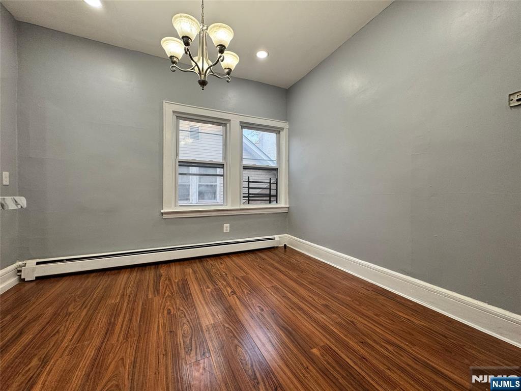 51 Poe Avenue 3rd Floor - Photo 1