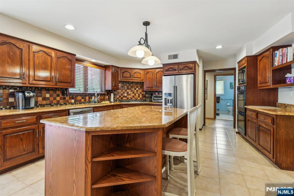 12 Sandalwood Drive — photo 14