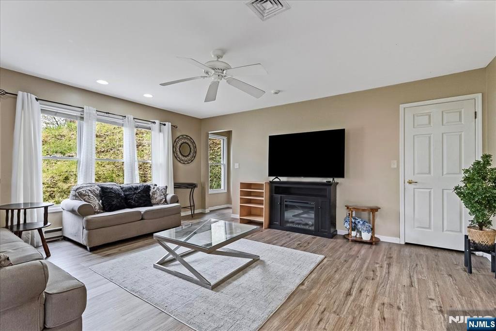 Homes for sale in Haledon, NJ | 17 Albanese Rd, Haledon, NJ 07508 | MLS# 26019064