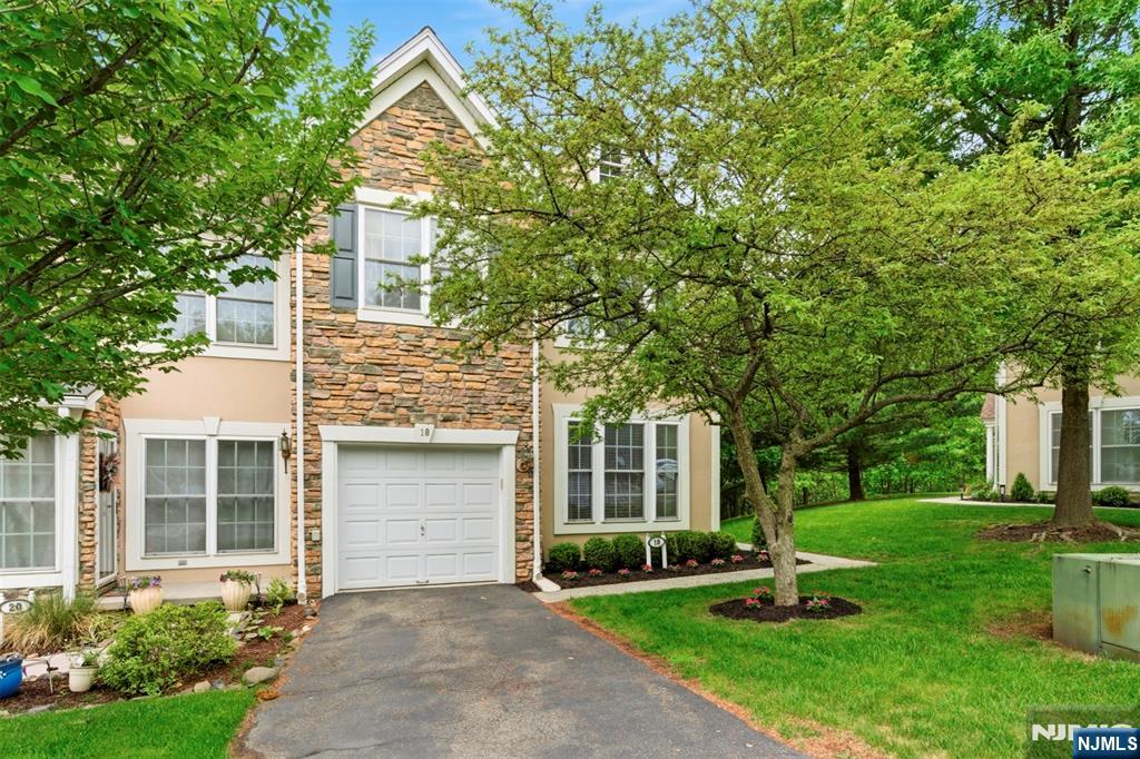 18 Birchwood Lane - Photo 2