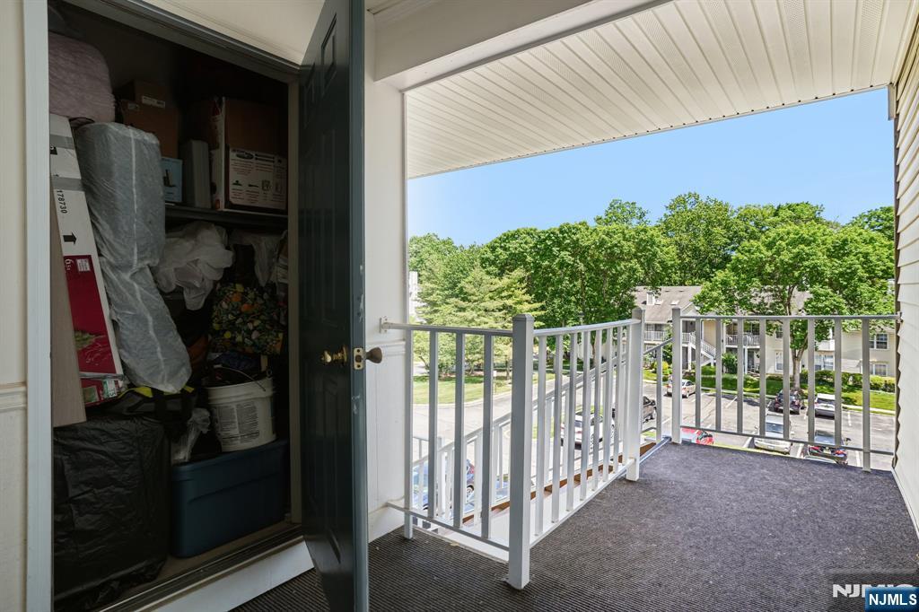 518 Holly Court, Mahwah, NJ 07430 Listing Photo  22