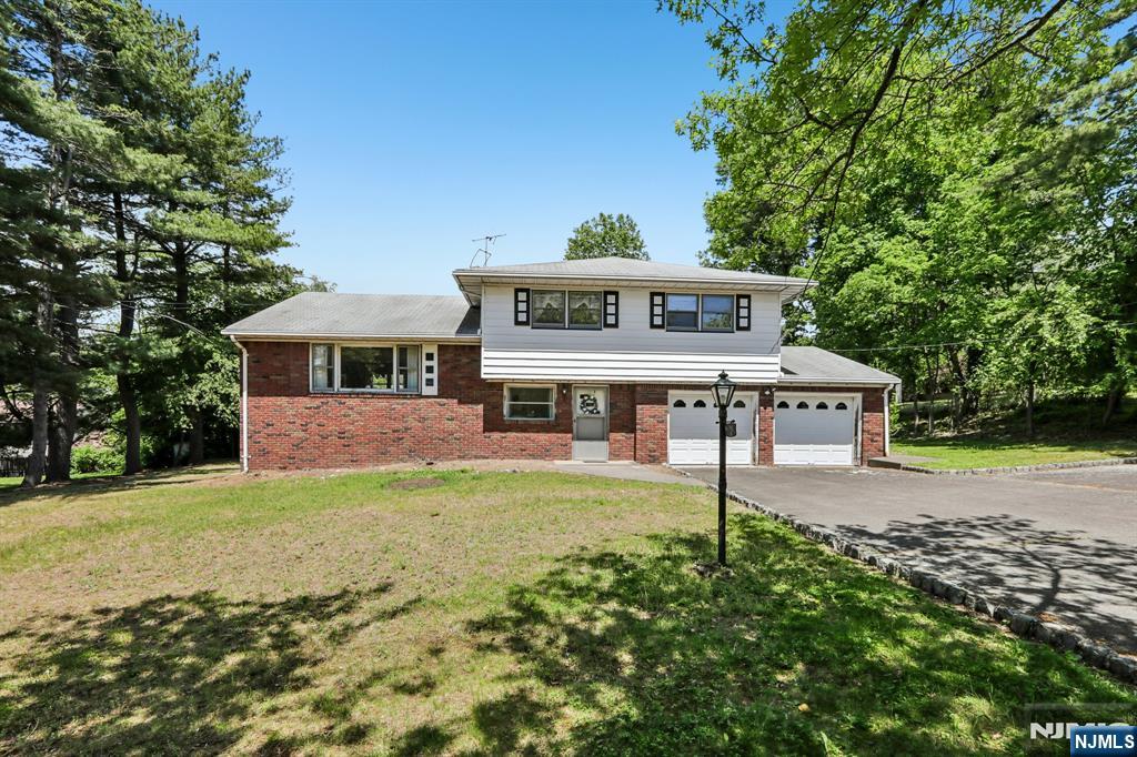 1355 Ratzer Road - Photo 1
