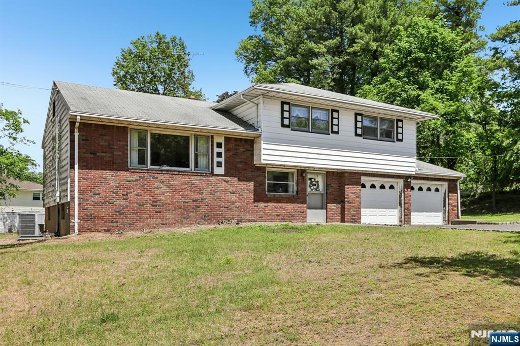 1355 Ratzer Road - Photo 3
