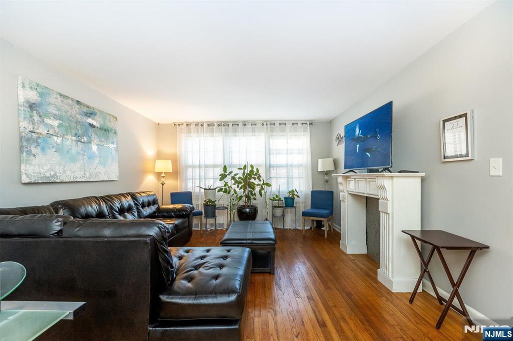 24 Hutton Avenue 35 - Photo 4