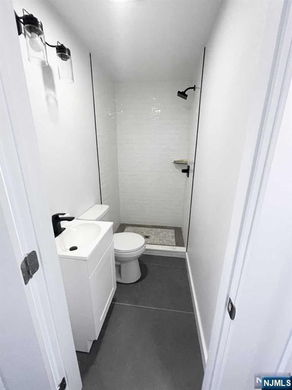 Updated Full Bath