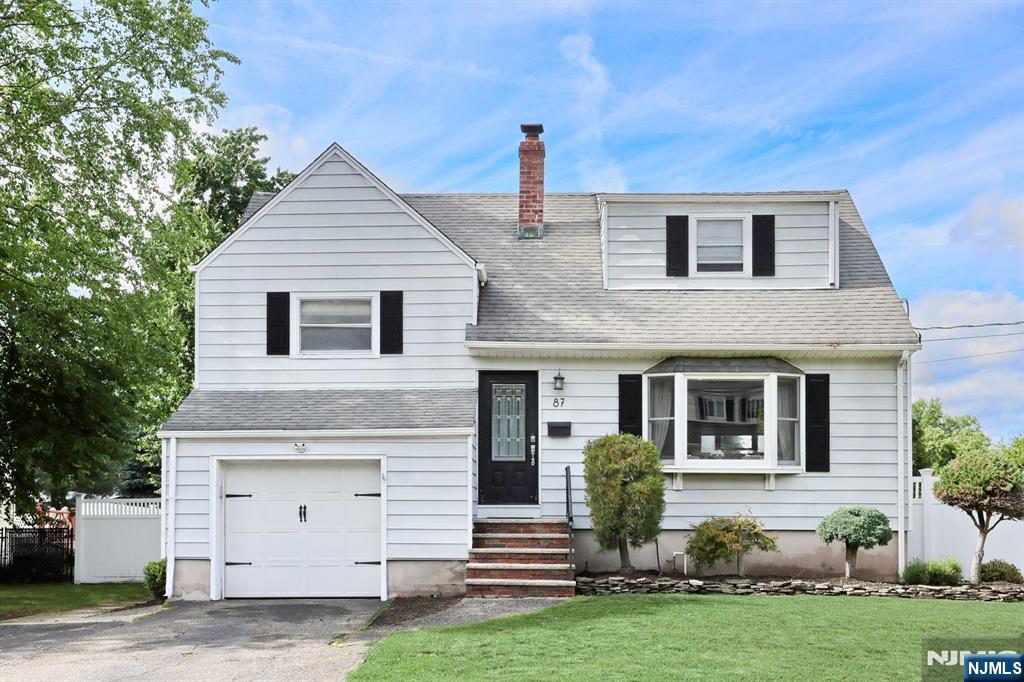 87 Barbara Road - Photo 2