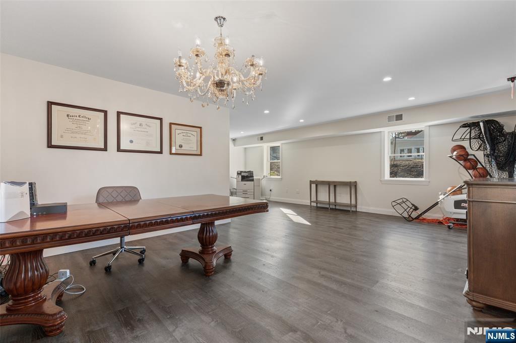 593 Ramapo Valley Road - Photo 3