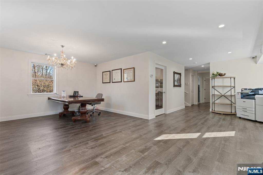 593 Ramapo Valley Road - Photo 4