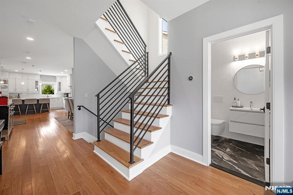 230 Park Avenue, Teaneck, NJ 07666 Listing Photo  7
