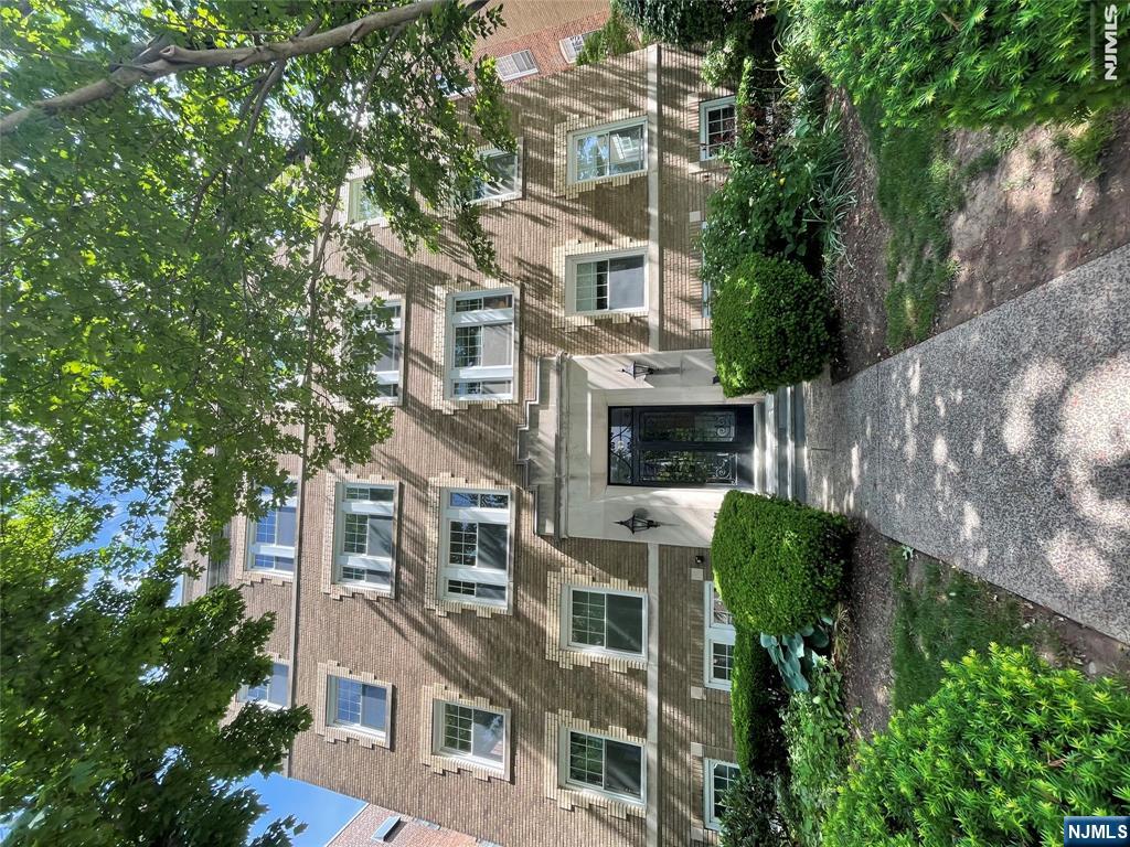 49 Park Avenue 42 - Photo 1