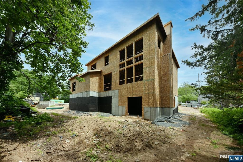 760 Pascack Road, Twp of Washington, NJ 07676 Listing Photo  5