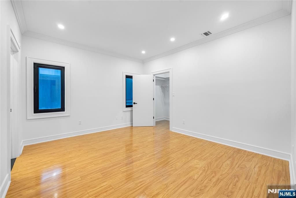 1080 River Road — photo 33
