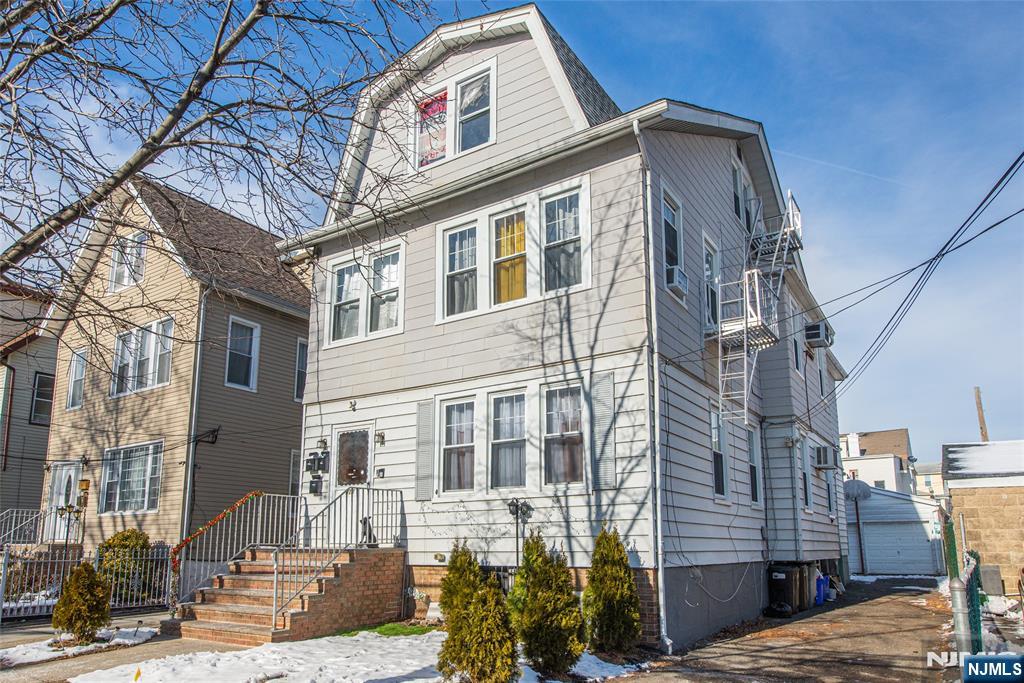 413 Beardsley Avenue 1 - Photo 1