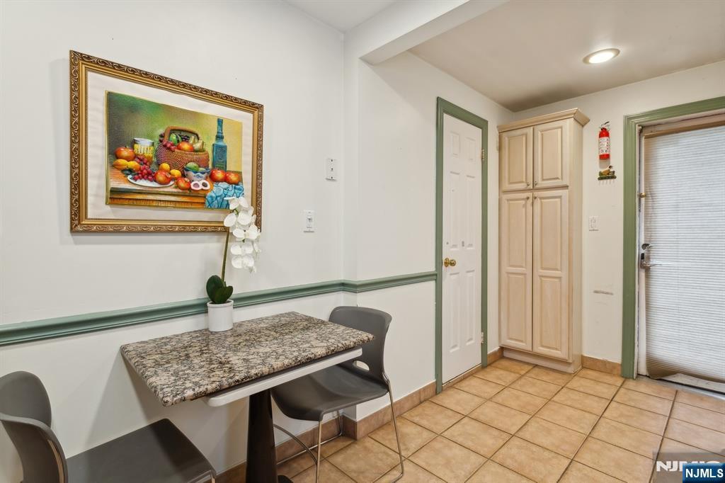 Breakfast Area/Kitchen