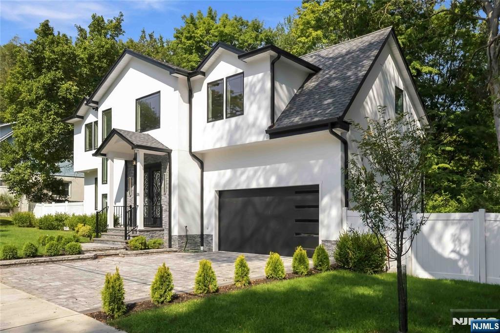 35 Harvey Street - Photo 1