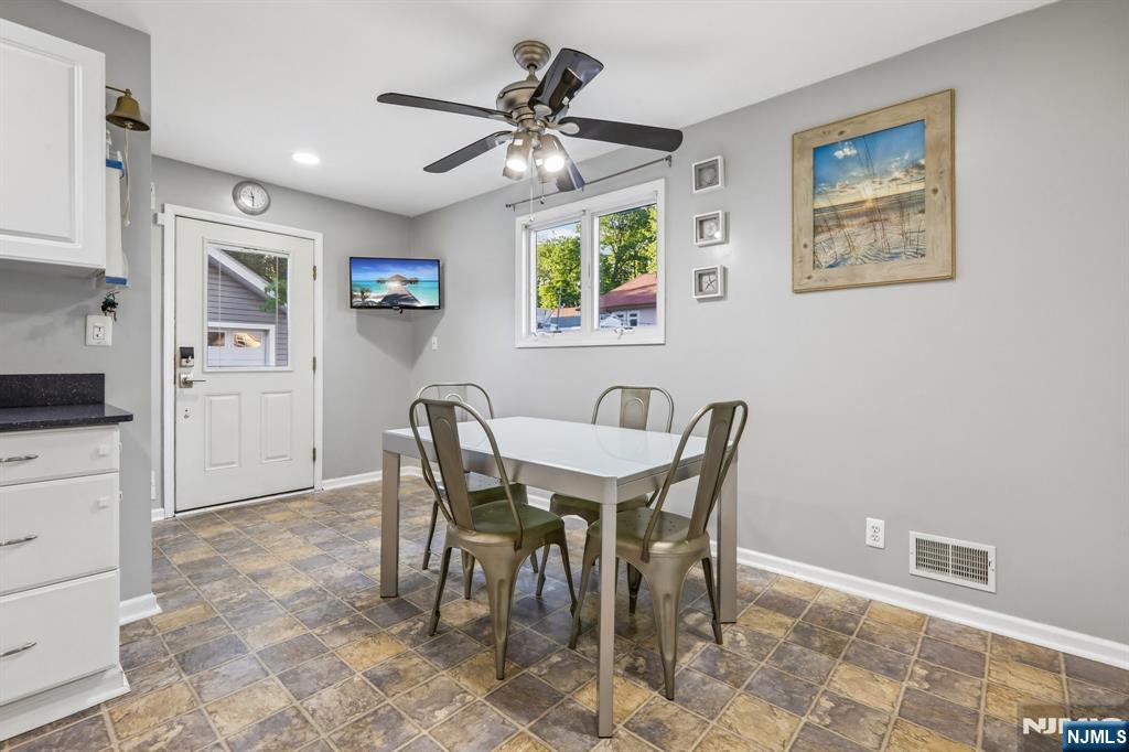 45 Hillside Avenue — photo 15