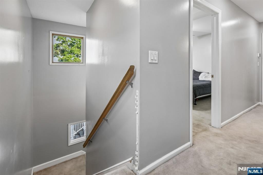 45 Hillside Avenue — photo 20