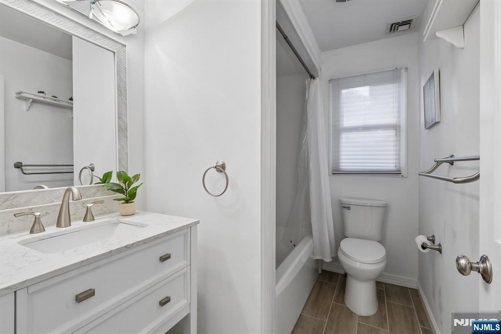 45 Hillside Avenue — photo 32