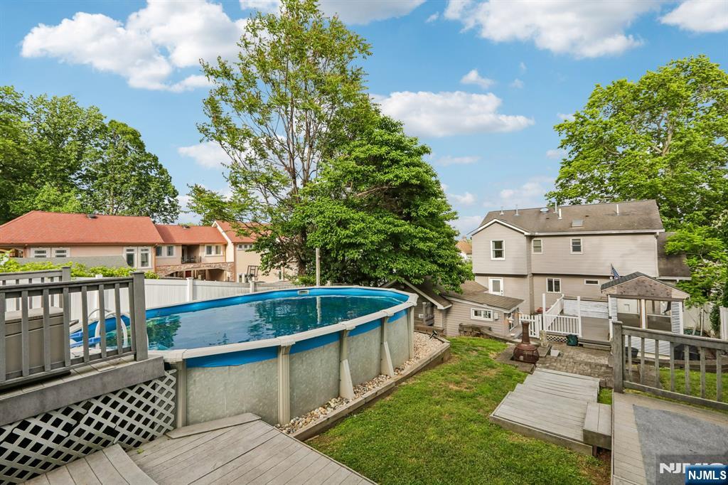 45 Hillside Avenue — photo 37