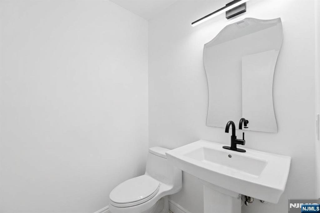 1st Floor - Powder Room